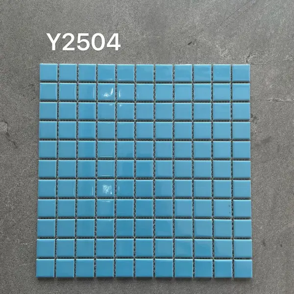 Glazed porcelain mosaic, 25 x 25 mm, selection 040