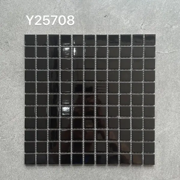Glazed porcelain mosaic, 25 x 25 mm, selection 117