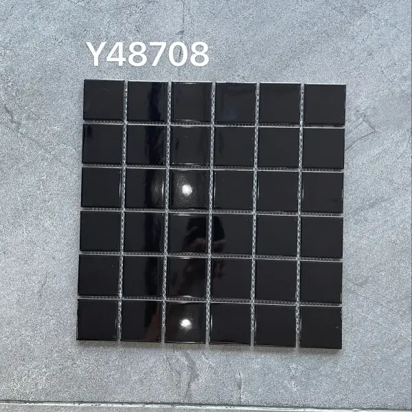 Glazed porcelain mosaic, 48 x 48 mm, selection 143