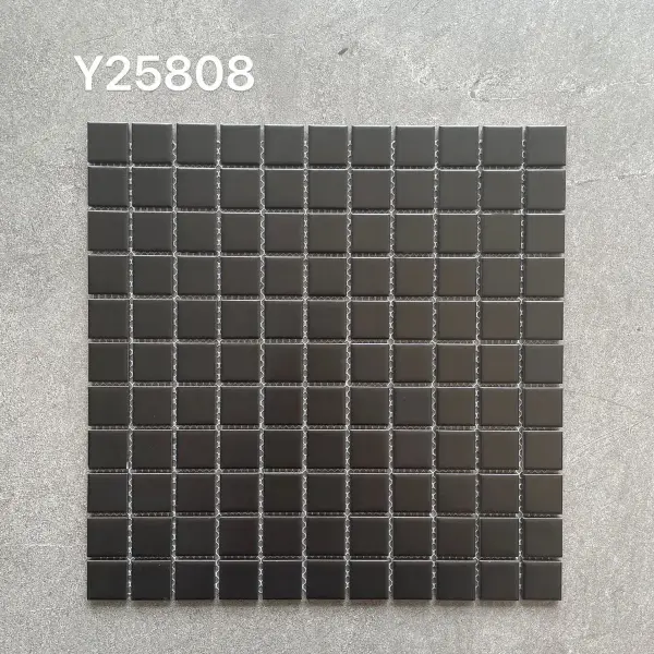 Glazed porcelain mosaic, 25 x 25 mm, selection 183