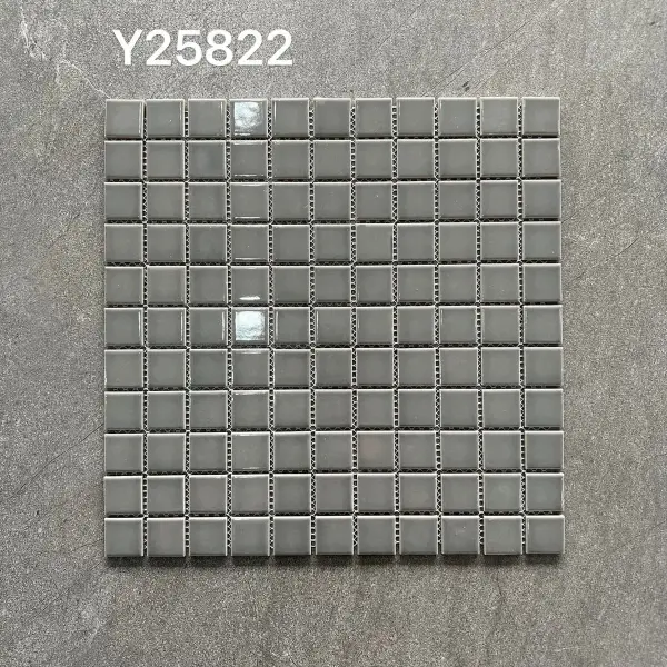 Glazed porcelain mosaic, 25 x 25 mm, selection 186