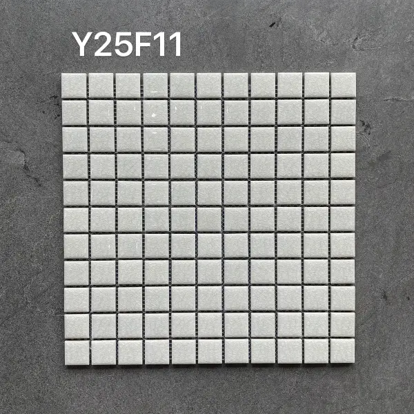 Glazed porcelain mosaic, 25 x 25 mm, selection 192